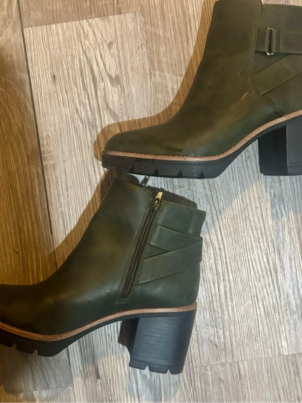 Naturalizers Women’s Forest Green Ankle Boots - Classic Block Heel